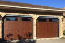 Here are 7 good reasons to change your garage door
